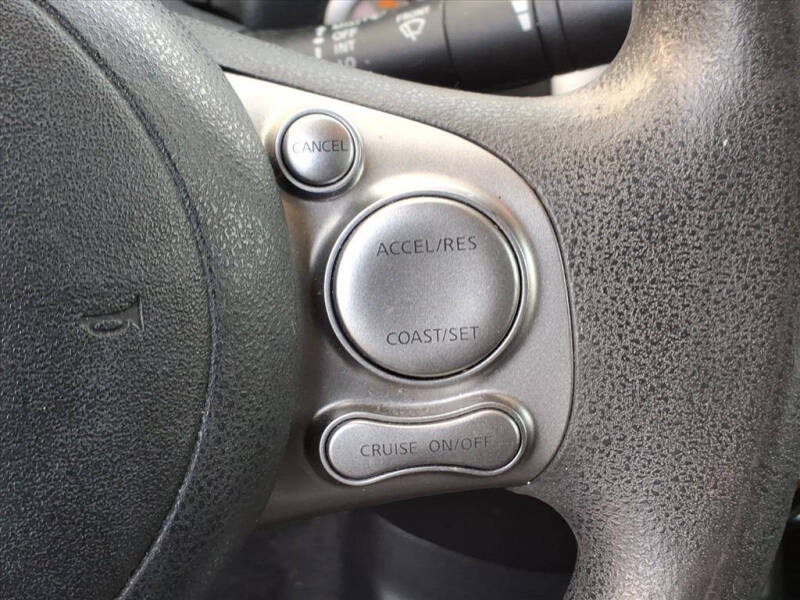 2014 Nissan Versa 1.6 SL