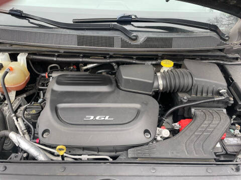 2017 Chrysler Pacifica Touring-L