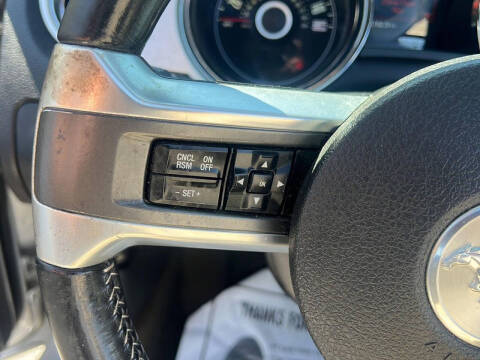 2014 Ford Mustang V6