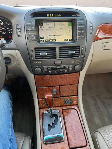 2004 Lexus LS 430
