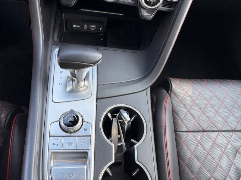 2019 Genesis G70
