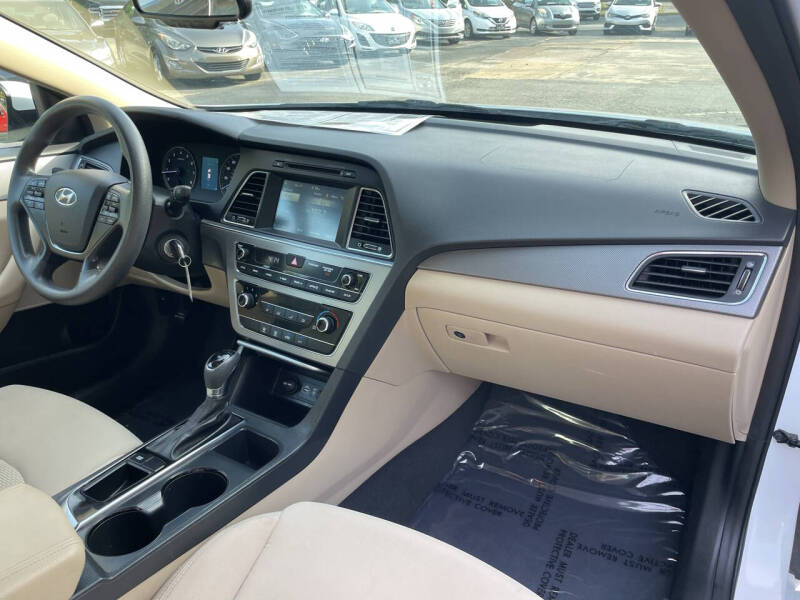 2016 Hyundai Sonata SE