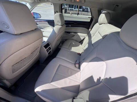 2016 Cadillac SRX Performance Collection