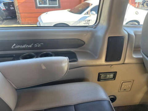 2016 Chevrolet Express 2500