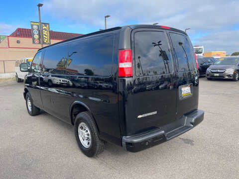 2020 Chevrolet Express 2500