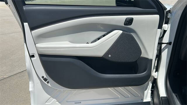 2022 Ford Mustang Mach-E Premium