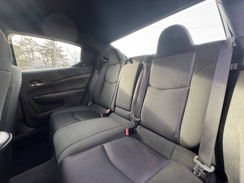 2013 Dodge Avenger SE