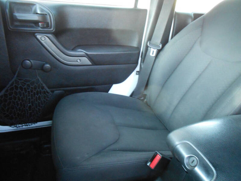 2015 Jeep Wrangler Unlimited Sport