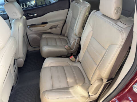 2017 GMC Acadia Denali