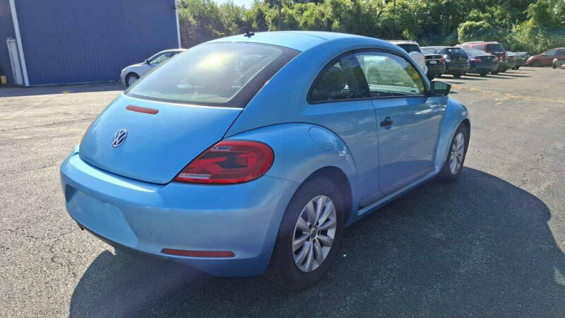 2013 Volkswagen Beetle 2.5L Entry