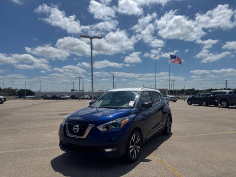 2019 Nissan Kicks SR