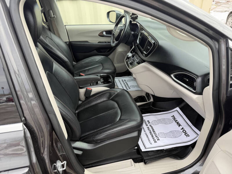 2018 Chrysler Pacifica Touring L