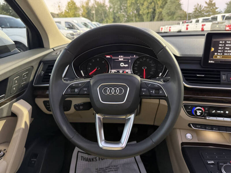 2019 Audi Q5 quattro Premium 45 TFSI