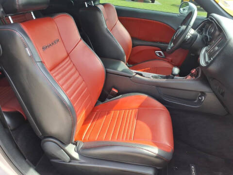 2016 Dodge Challenger R/T Plus Shaker