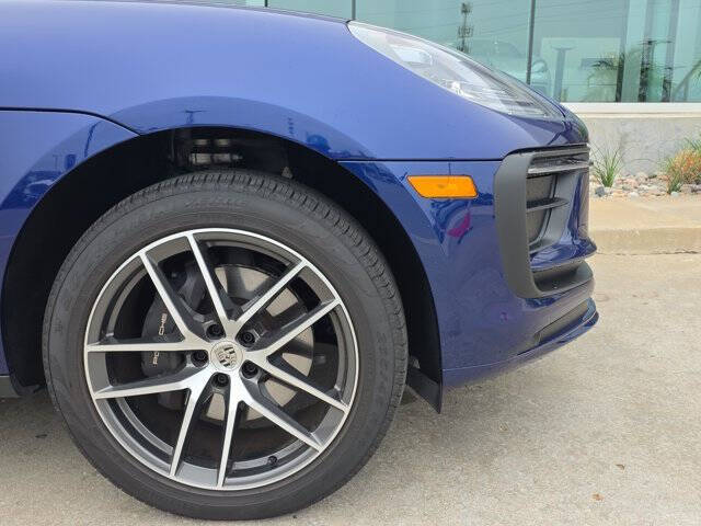 2025 Porsche Macan