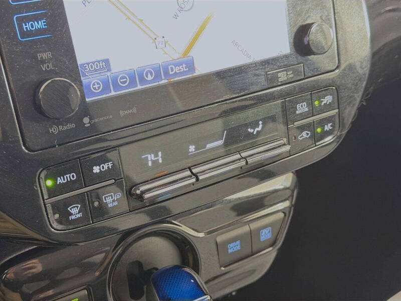 2017 Toyota Prius Three Touring