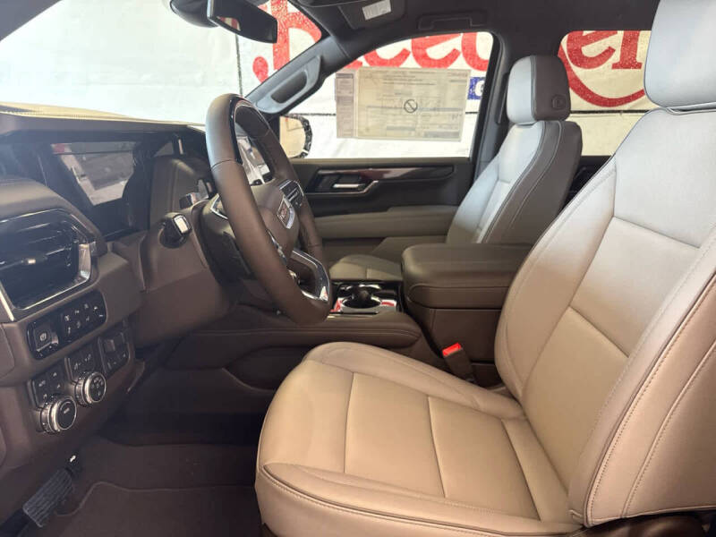 2025 GMC Yukon XL Elevation