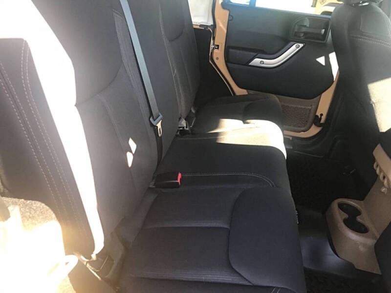 2013 Jeep Wrangler Unlimited Sahara