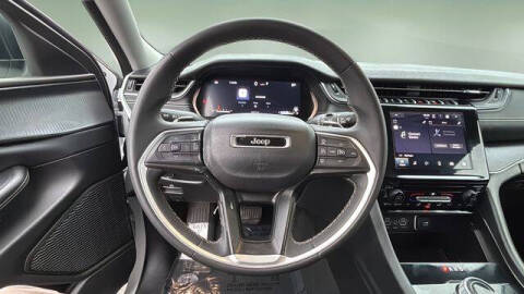 2023 Jeep Grand Cherokee L Laredo