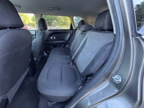 2019 Kia Soul +