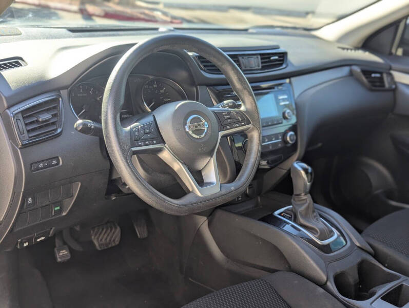 2017 Nissan Rogue Sport S