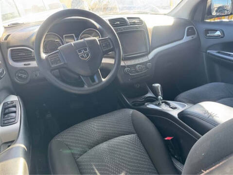 2019 Dodge Journey SE
