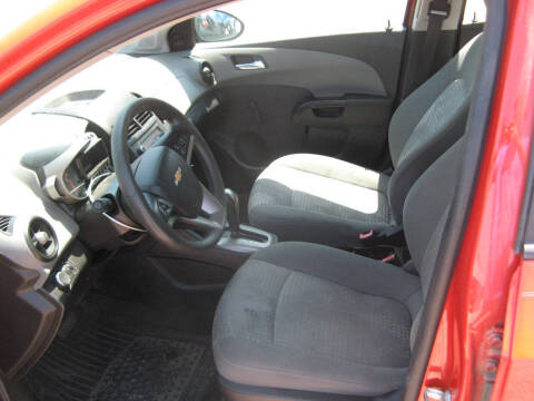 2013 Chevrolet Sonic LS Auto