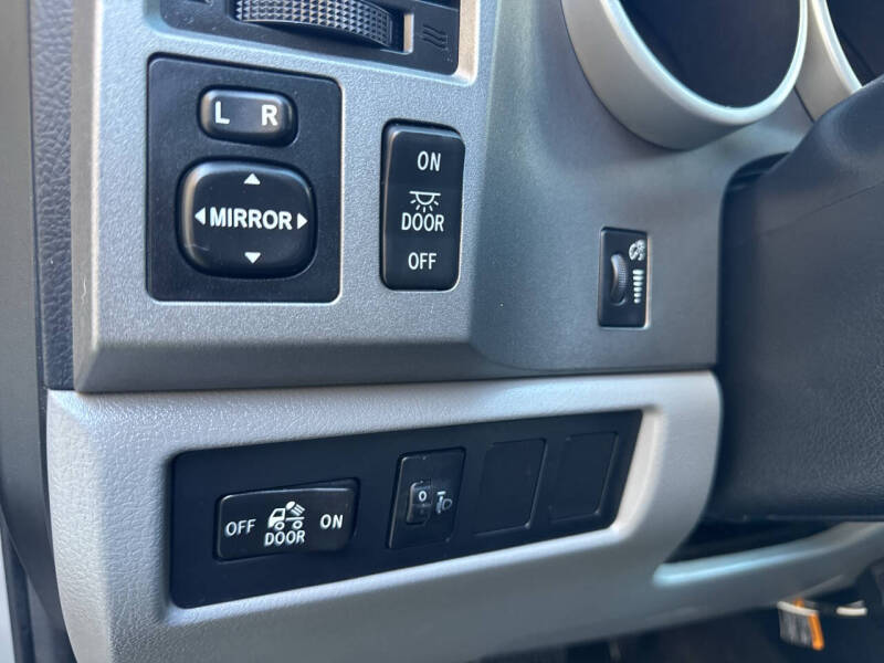 2012 Toyota Tundra Grade