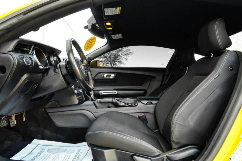 2015 Ford Mustang V6