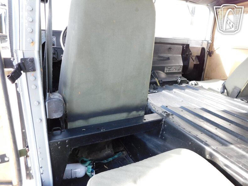 1999 AM General Hummer