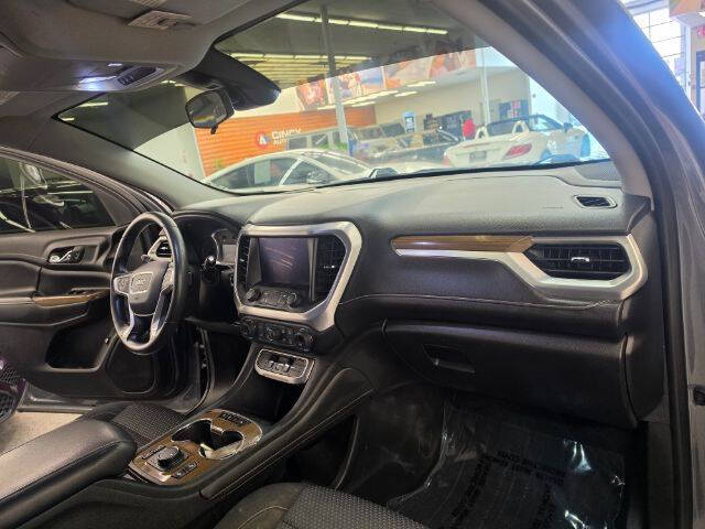 2021 GMC Acadia SLE