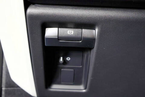 2023 Land Rover Defender 90 S