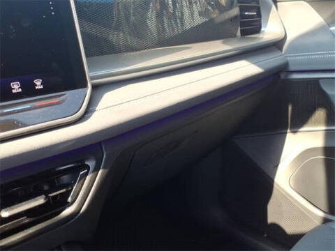 2025 Volkswagen Tiguan SE