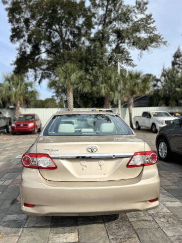 2013 Toyota Corolla LE