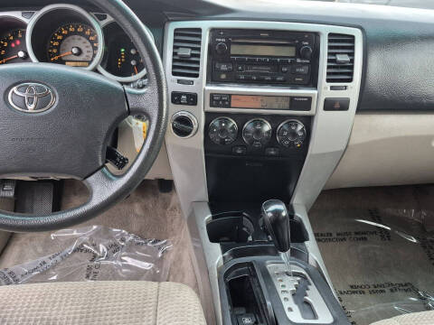 2004 Toyota 4Runner SR5