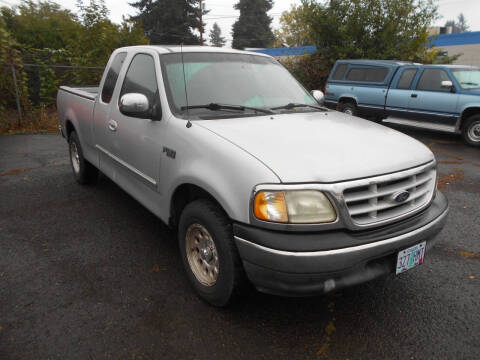 1999 Ford F-150 XLT