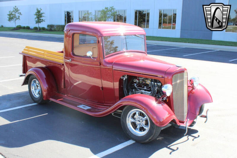 1934 Chevrolet Apache
