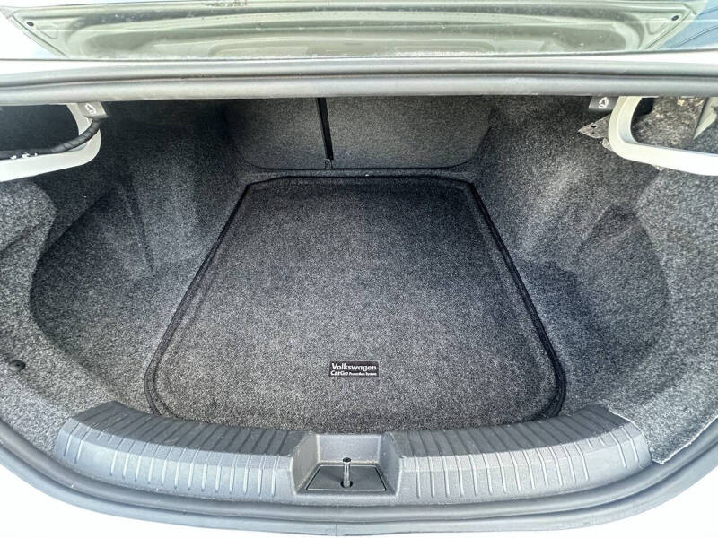2023 Volkswagen Jetta SE