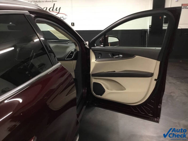 2020 Lincoln Nautilus Reserve