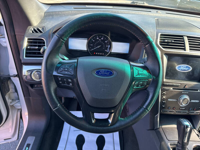 2017 Ford Explorer Sport