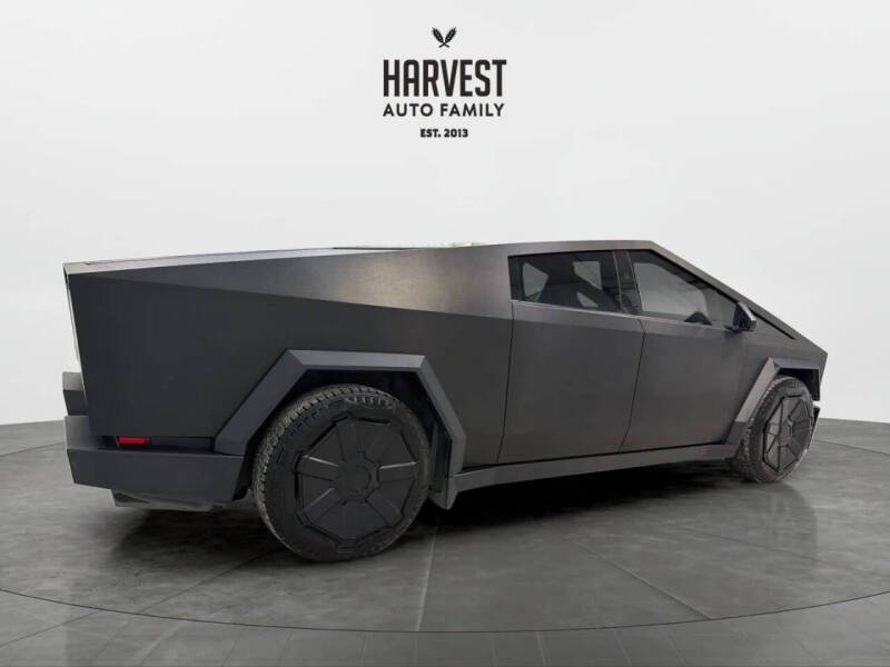 2024 Tesla Cybertruck