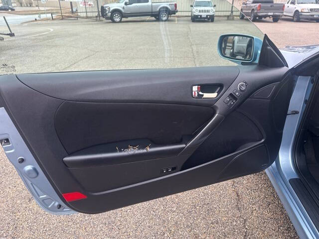 2011 Hyundai Genesis Coupe 2.0T