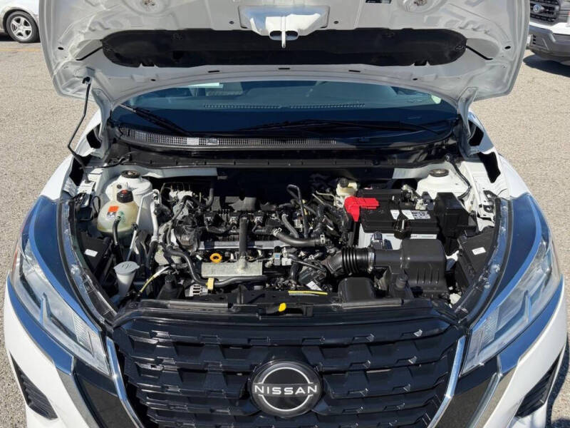 2022 Nissan Kicks SV