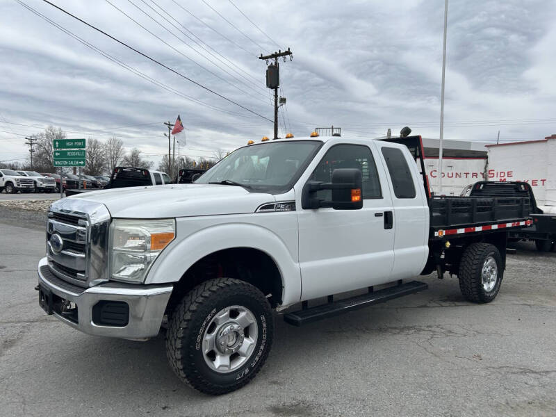 2012 Ford F-350 Super Duty Chassis Cab XLT's photo