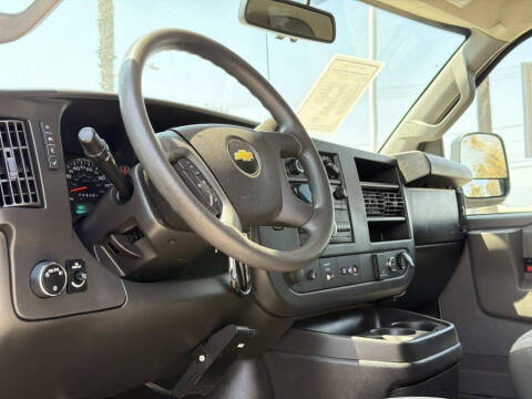 2017 Chevrolet Express LT 3500