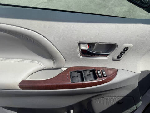 2014 Toyota Sienna Limited 7-Passenger