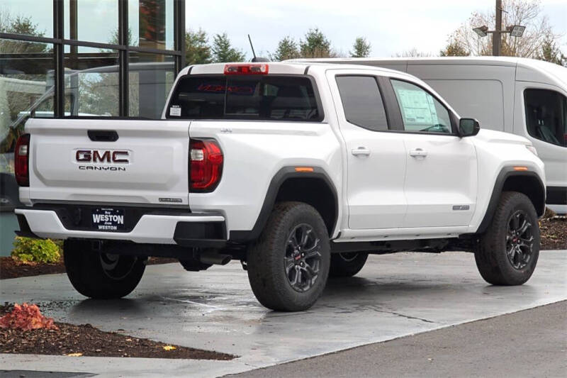 2024 GMC Canyon Elevation