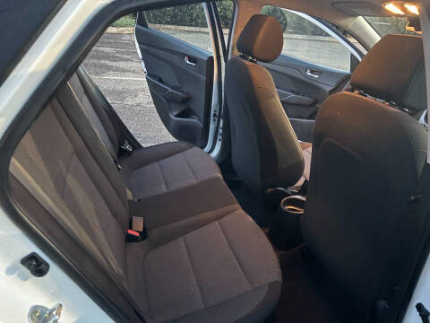 2019 Hyundai Accent SE