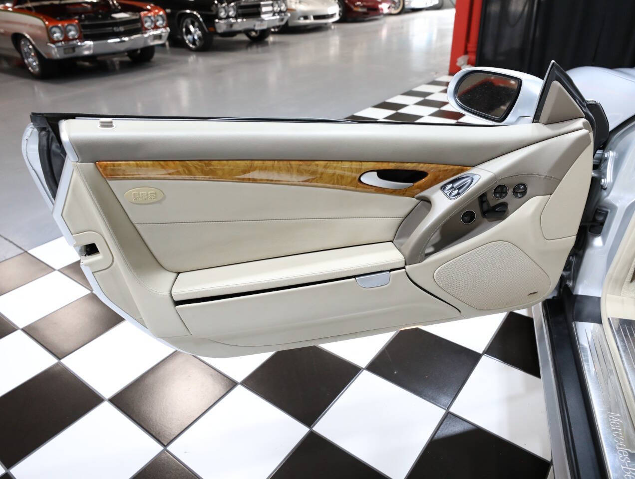 2007 Mercedes-Benz SL-Class 34