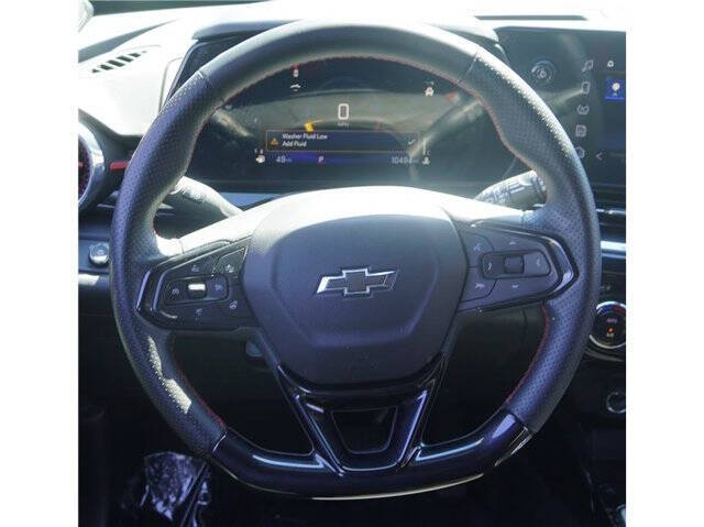 2025 Chevrolet Trax RS